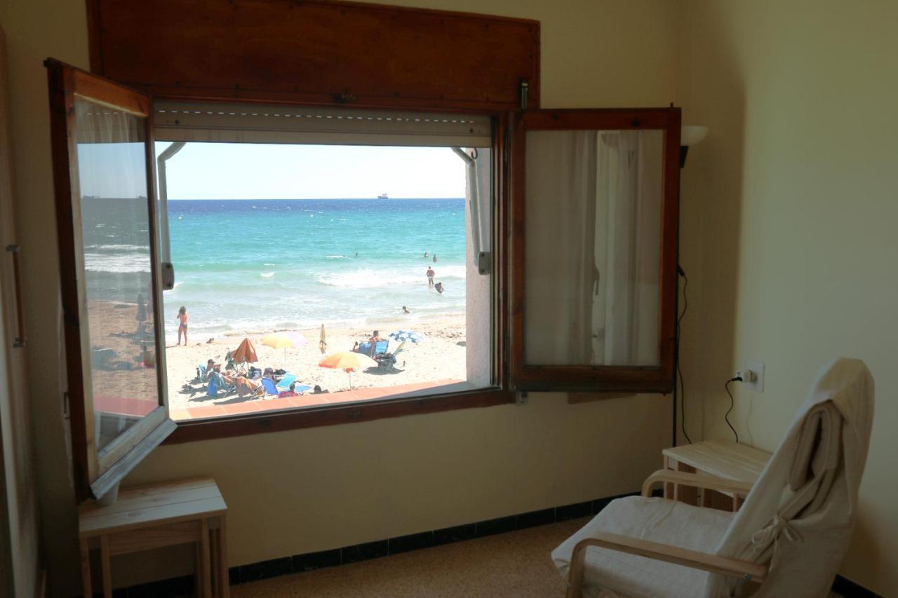 El Faro Apartaments Platja Llarga-Les Salines-Tgn ตาร์ราโกนา ภายนอก รูปภาพ