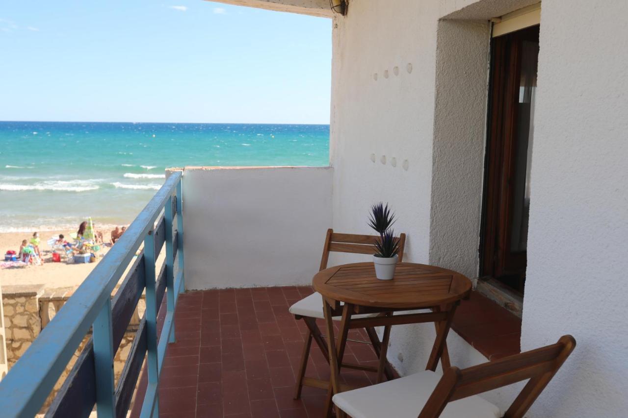 El Faro Apartaments Platja Llarga-Les Salines-Tgn ตาร์ราโกนา ภายนอก รูปภาพ