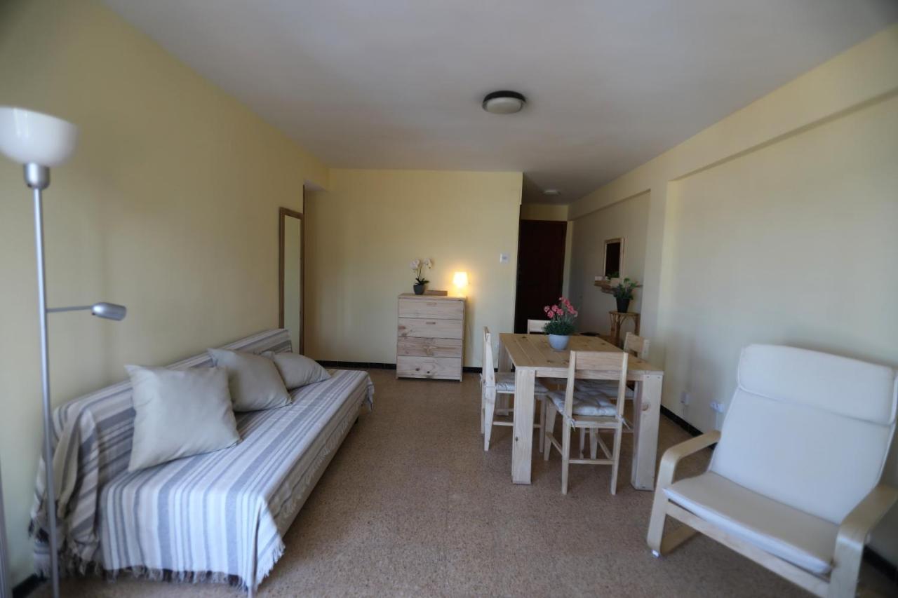 El Faro Apartaments Platja Llarga-Les Salines-Tgn ตาร์ราโกนา ภายนอก รูปภาพ