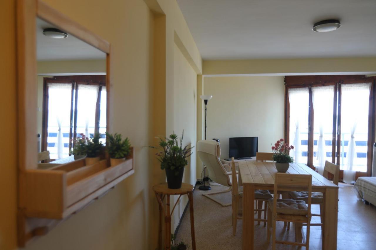 El Faro Apartaments Platja Llarga-Les Salines-Tgn ตาร์ราโกนา ภายนอก รูปภาพ