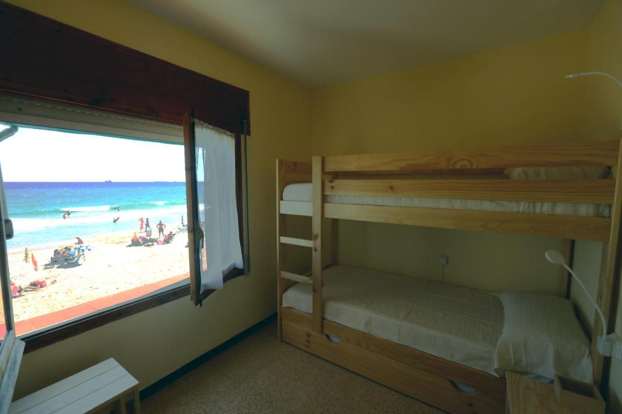 El Faro Apartaments Platja Llarga-Les Salines-Tgn ตาร์ราโกนา ภายนอก รูปภาพ