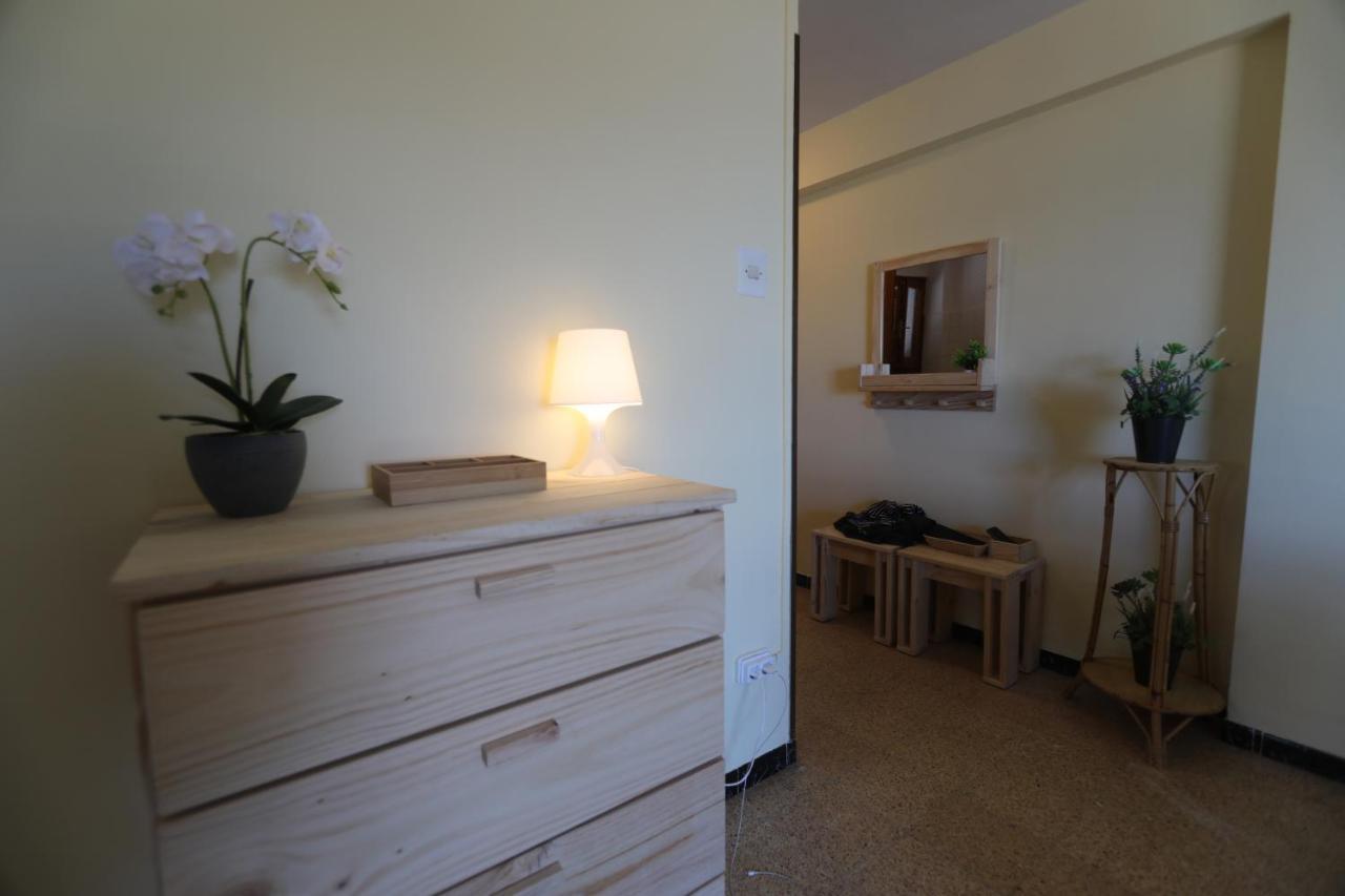 El Faro Apartaments Platja Llarga-Les Salines-Tgn ตาร์ราโกนา ภายนอก รูปภาพ